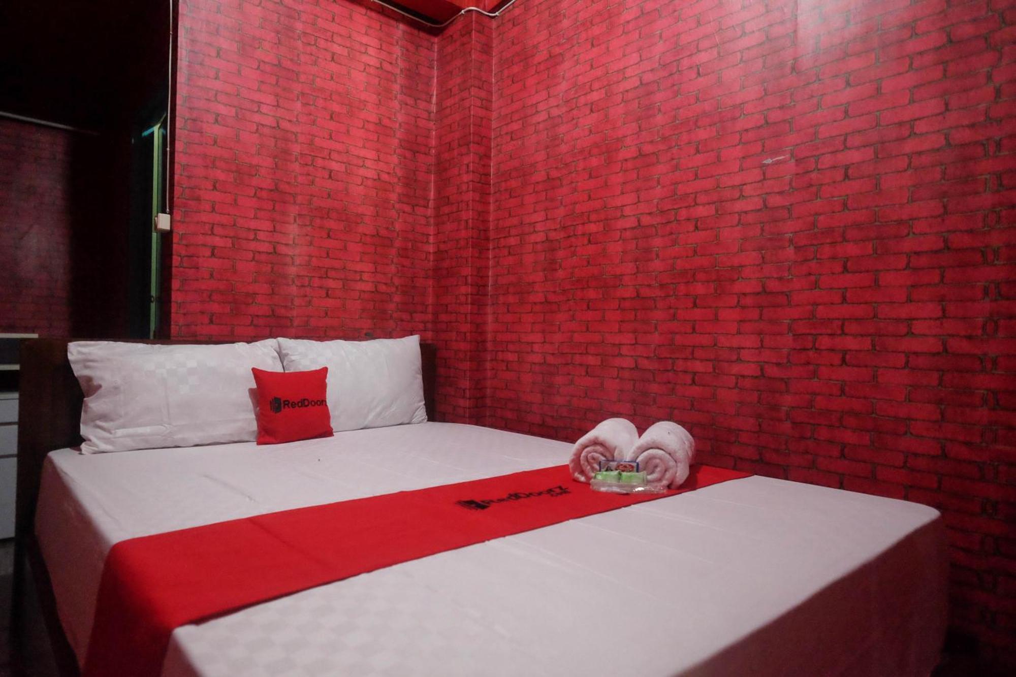 Reddoorz Syariah Near Gerbang Dieng 2 Hotel *