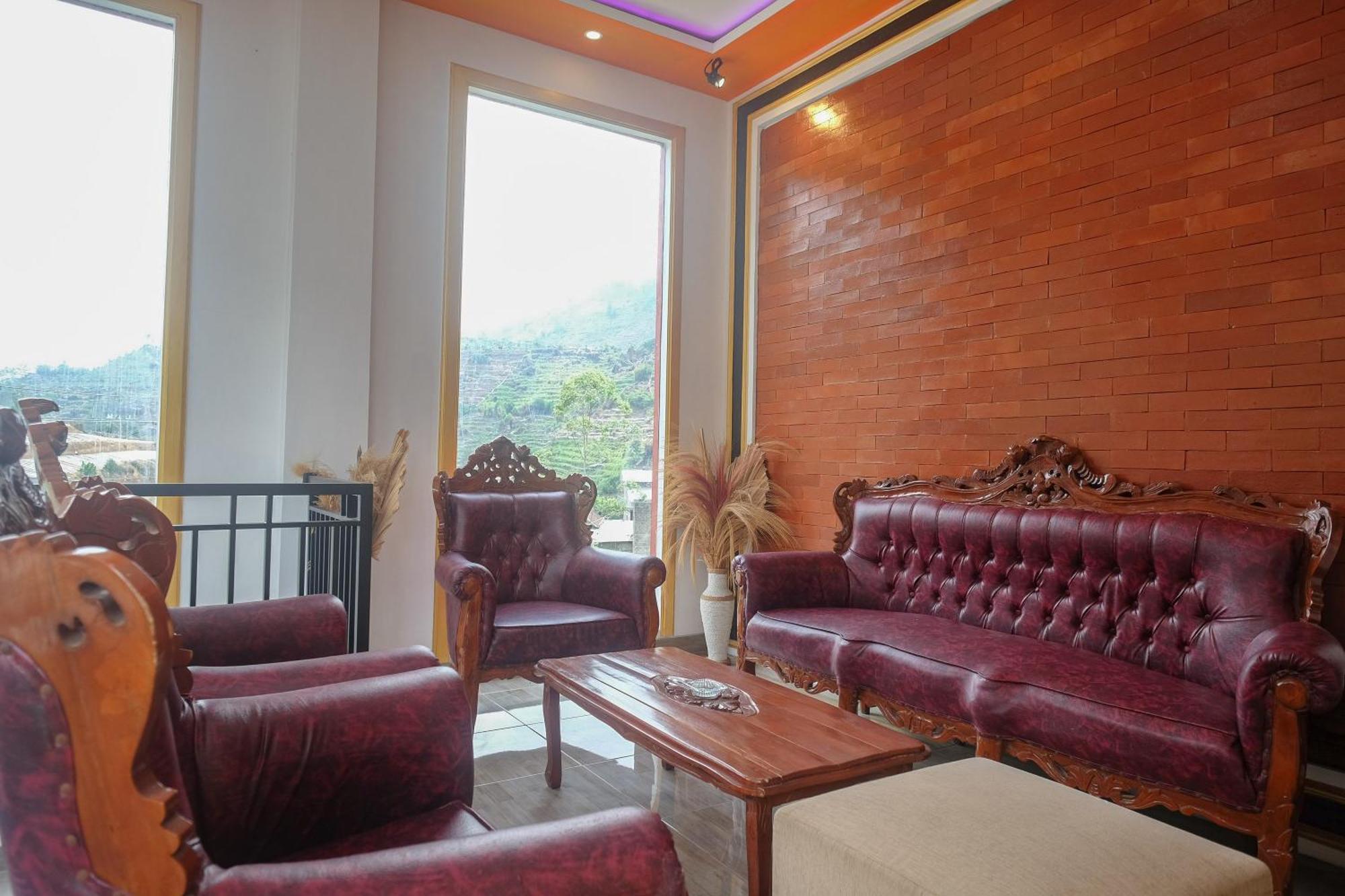 Reddoorz Syariah Near Gerbang Dieng 2 *